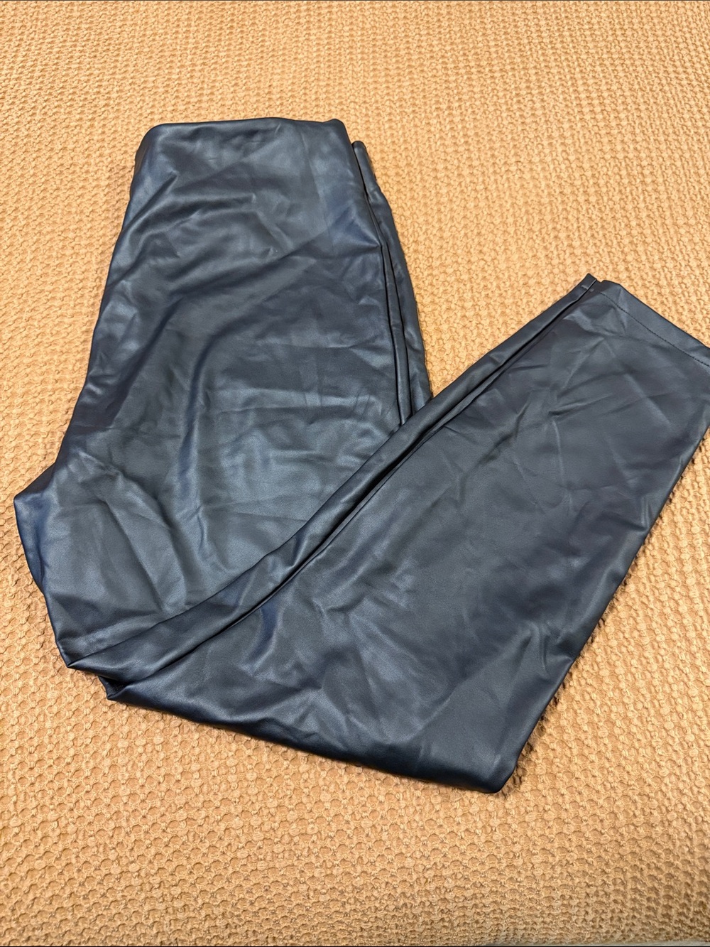 Women’s Black Faux Leather skinny Pants